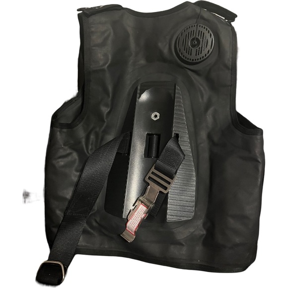 ScubaPro Classic Plus BCD w/ Air2 & Inflation Hose - Size Small Pink And Black - Picture 2 of 12